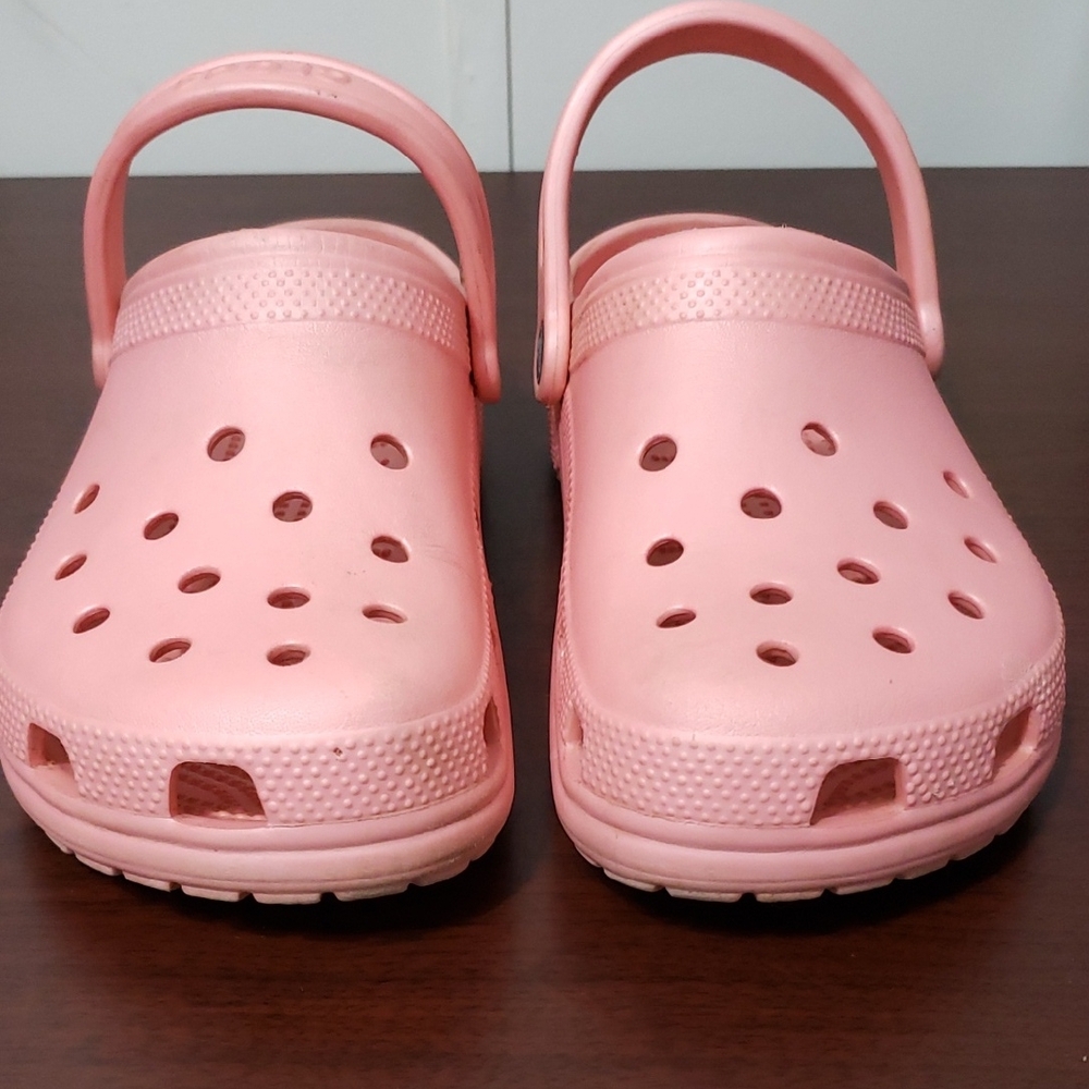 Crocs‎ Unisex Classic Women:9 Men: 7 Pink Clogs